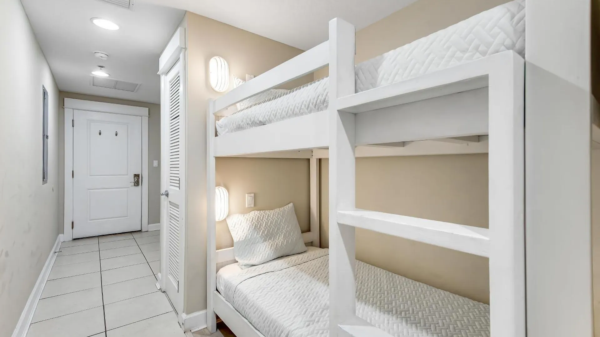 Grand Panama Tower Apartment Panama City Beach
